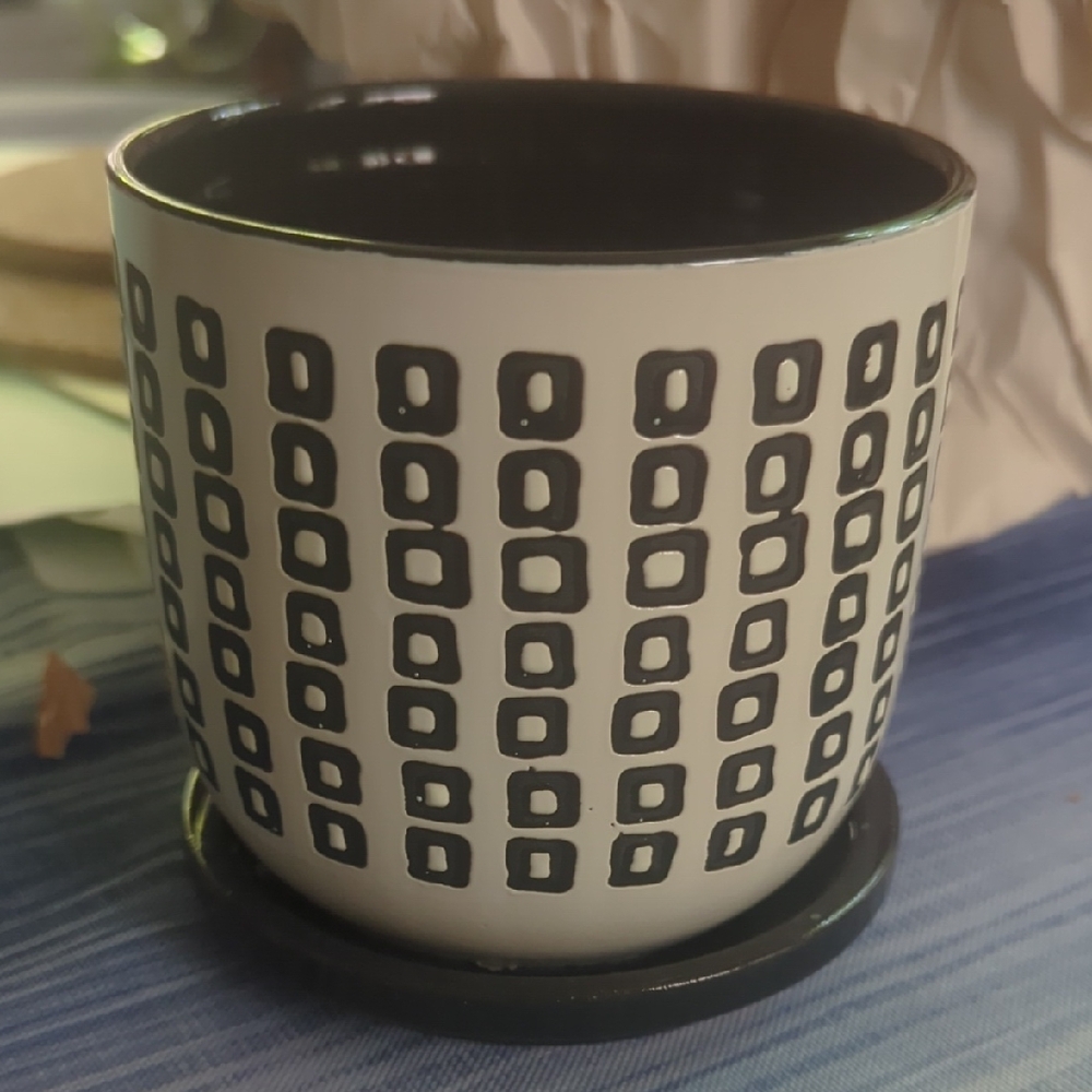 Modern Black and White Geometric Art Vase